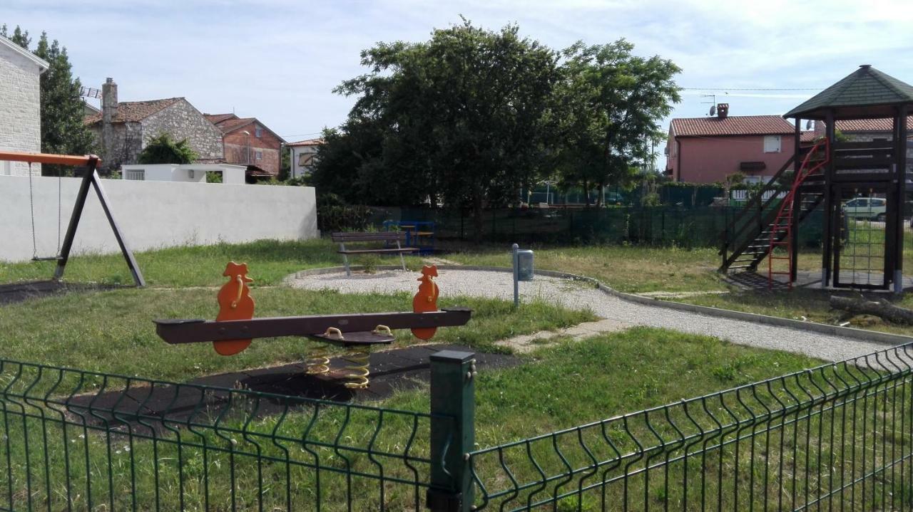 Apartments Eliva Umag Kültér fotó