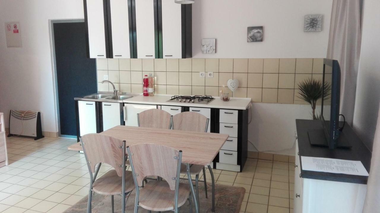 Apartments Eliva Umag Kültér fotó