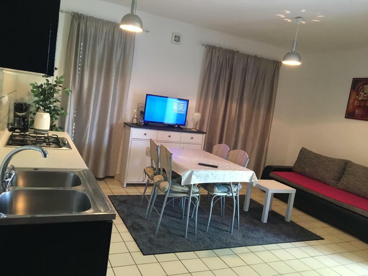 Apartments Eliva Umag Kültér fotó