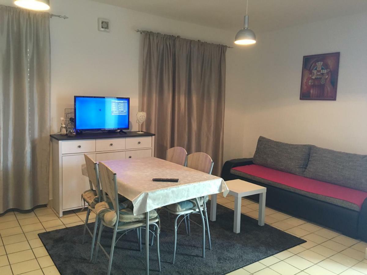 Apartments Eliva Umag Kültér fotó